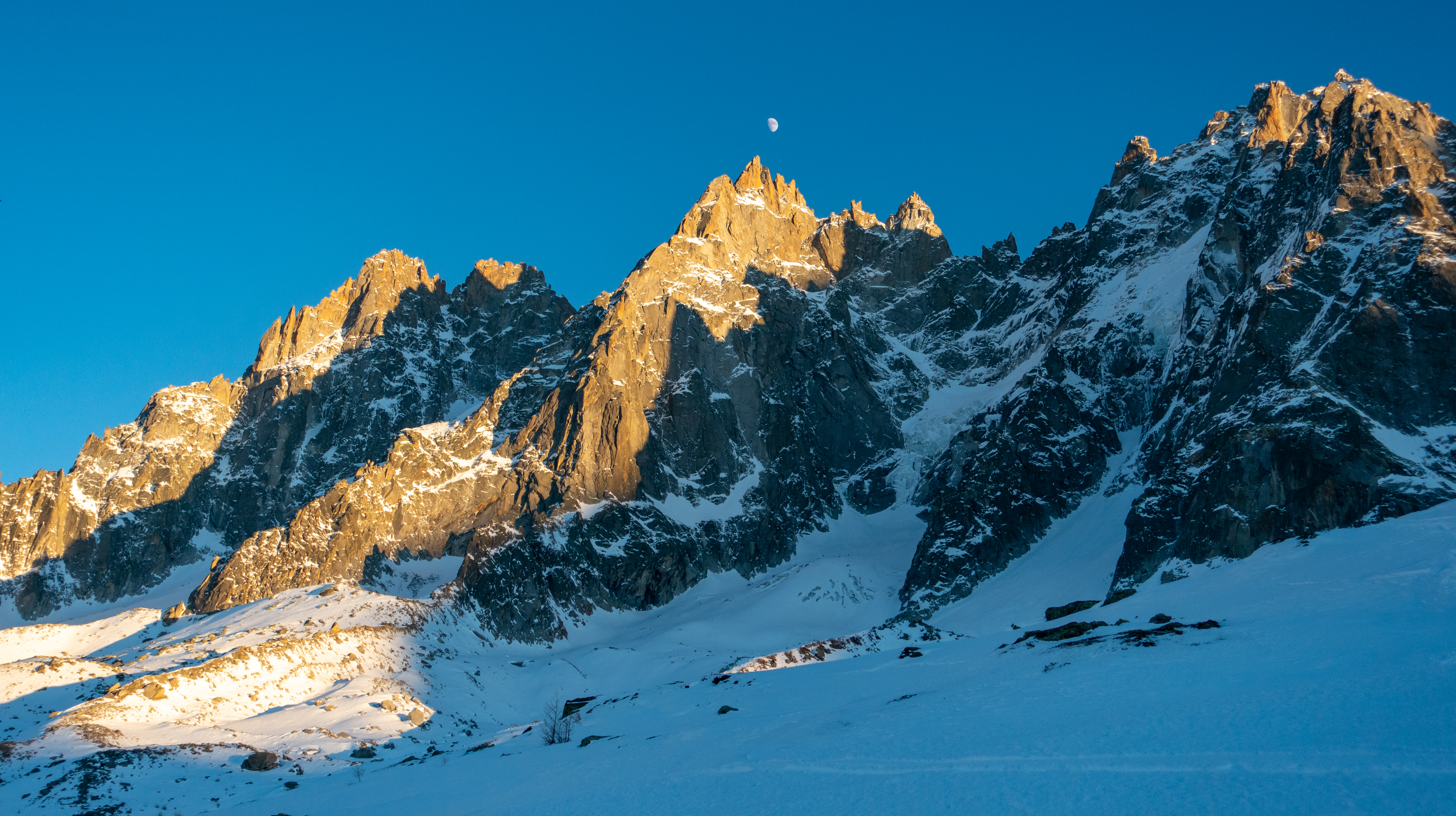 Chamonix Aiguilles